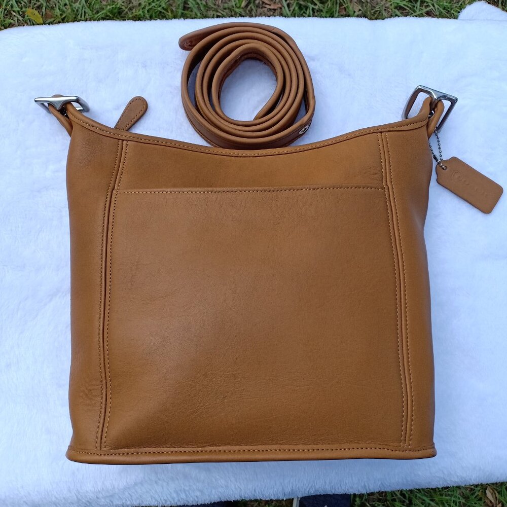 Vintage Coach 9816 Slim Duffle leather bag - Picture 2 of 10